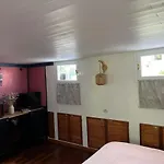 Peniche Helios - Insolite Independant Hotel na wodzie *